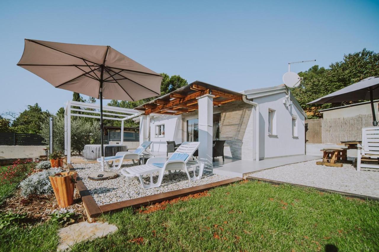 Villa Molo Novigrad Istria Kültér fotó